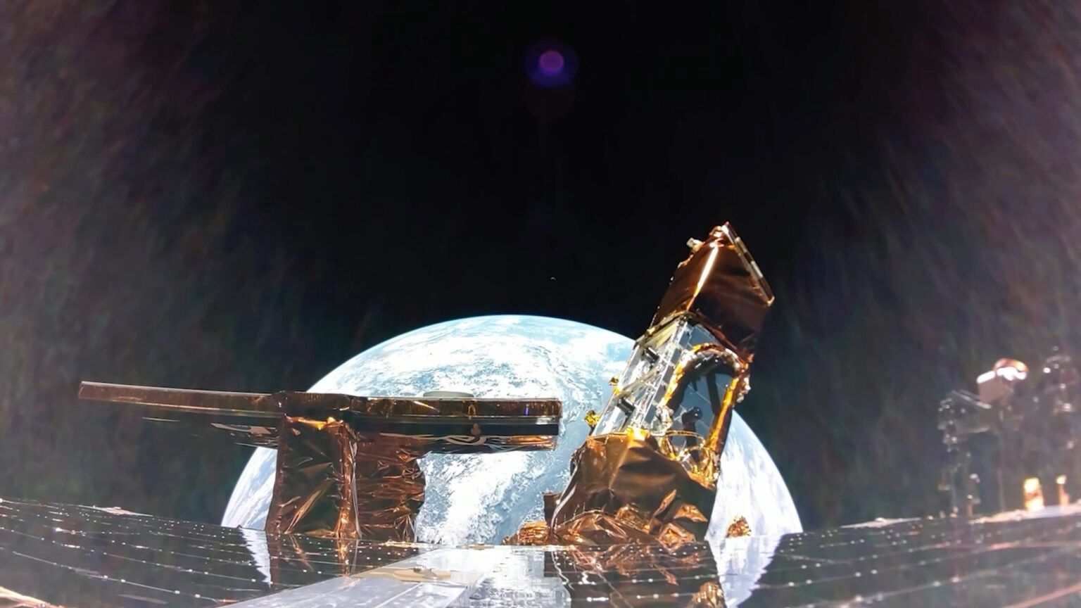 Ziemia widziana z kosmosu, lądownik księżycowy Blue Ghost, 2025