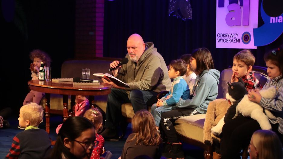 Festiwal Czytania 2025. Michał Piela czytał &#34;Misia Uszatka&#34;