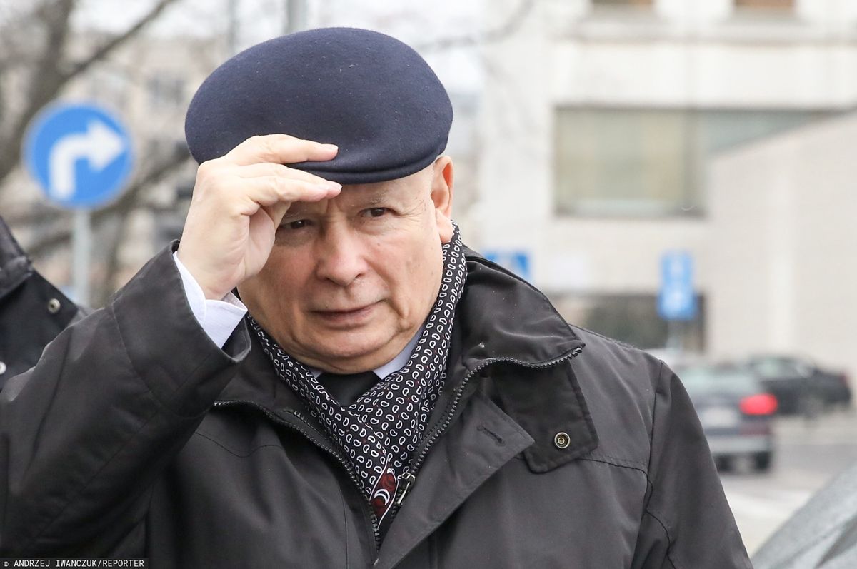 Jarosław Kaczyński zaszczepi się wówczas gdy zrobią to jego rówieśnicy 