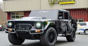Odrestaurowane Lamborghini LM002 za prawie pół miliona dolarów!