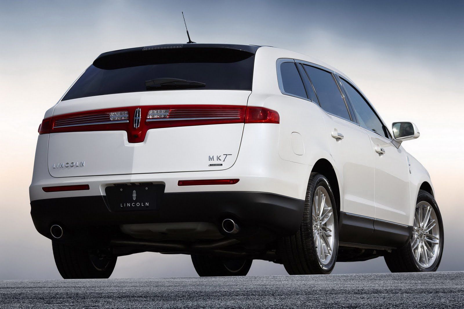 Lincoln MKT