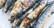 Hiszpanie i Grecy jedzą te ryby na potęgę, Polacy nie doceniają. Nie trzeba skrobać i usuwać ości