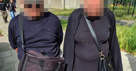 Warszawa: Udawali, że kupują na bazarze, ale naprawdę polowali na portfele