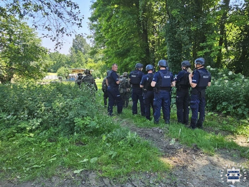 Zdjęcia z akcji poszukiwania mężczyzny