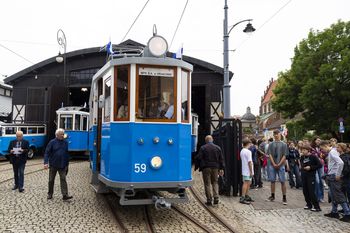 Wyjątkowy, zabytkowy tramwaj wyruszy na ulice Krakowa. Zna miasto sprzed wieku. MPK już go pokazało