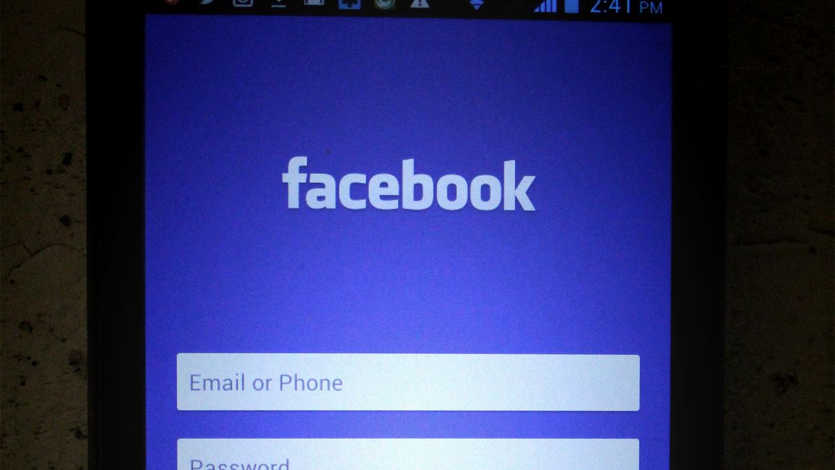 Awaria Facebooka pokazała, jak sztuczna inteligencja widzi twoje życie