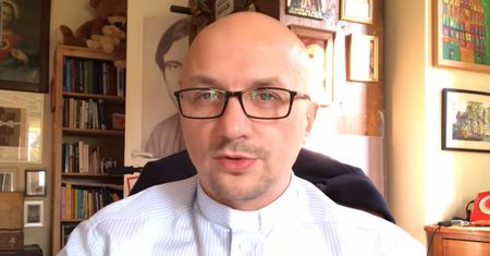Ksiądz jest załamany. Mówi o pomyśle Wojowników Maryi