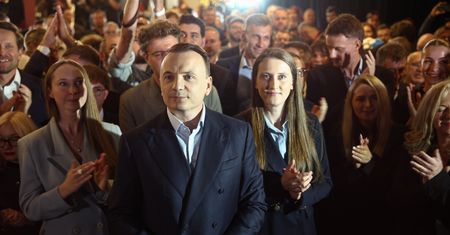 Wyborcy PiS i ci, którzy zostali w domu. Tak Gibała wygrał Kraków