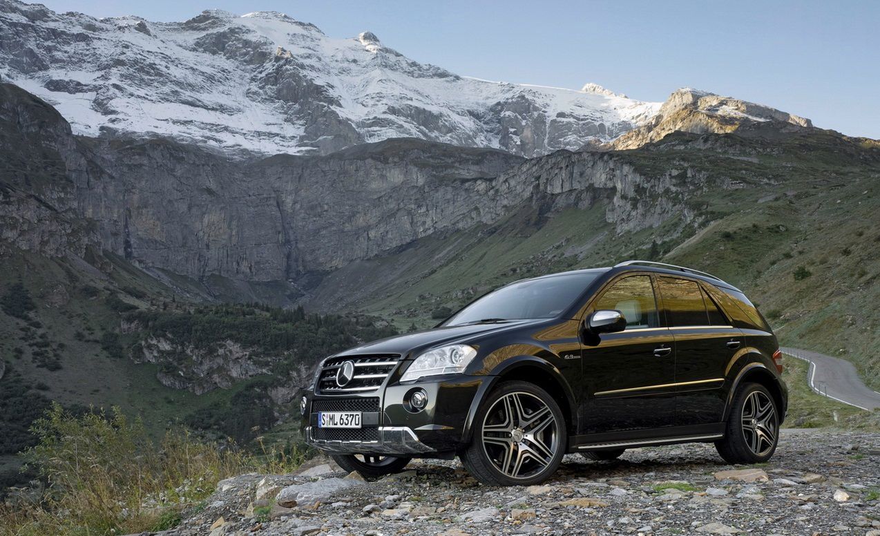 Mercedes ML 63 AMG Performance Studio