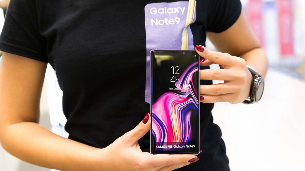 Samsung rozpoczął udostępniać Androida 9.0 Pie na Galaxy Note'a 9. (depositphotos)