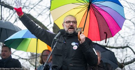 Kijowski zaczął płacić alimenty. "W ciągu dwóch miesięcy wpłacił 15 tysięcy. Rok temu - 2,60 zł"