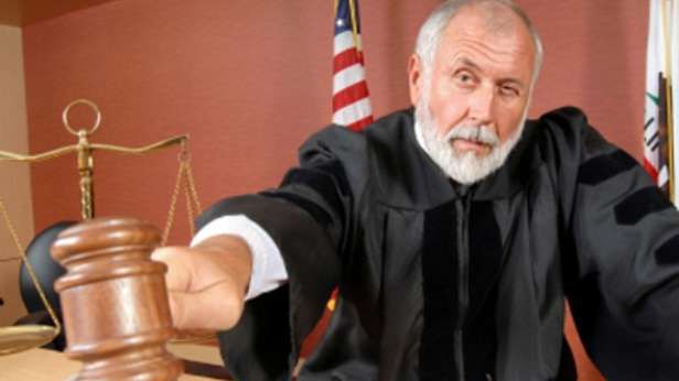 Wytwórnie filmowe wycofują pozwy przeciwko piratom. Dlaczego? 1