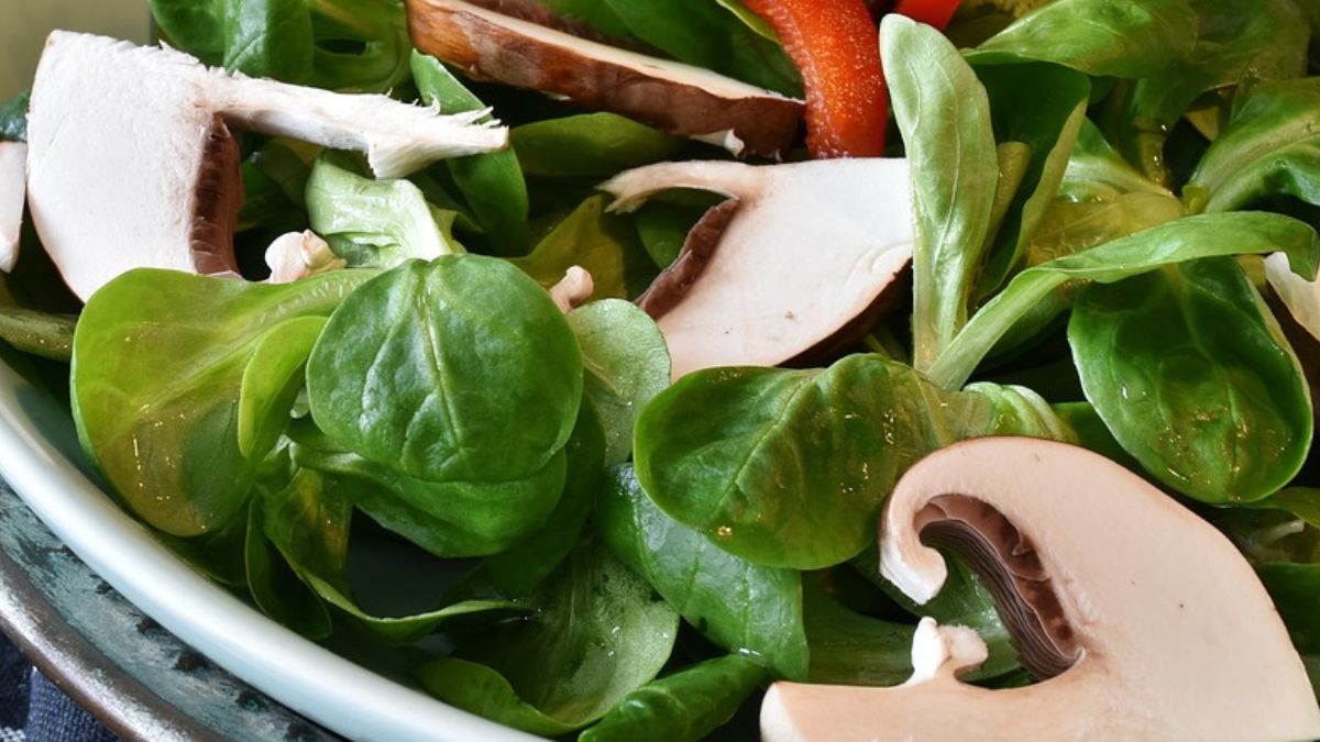 Czy pieczarki można jeść na surowo?