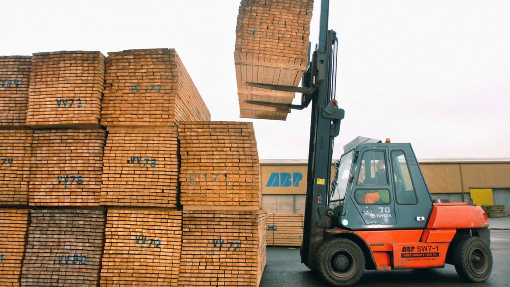 Eksport sklejki z Kazachstanu do Polski wzrósł o prawie 100 proc. Zdjęcie ilustracyjne 