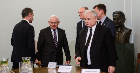 Miller dołożył Kaczyńskiemu. Poszło o tunel w Świnoujściu