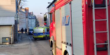 Szczecinek: Ewakuacja na ul. Szkolnej. W mieszkaniu znaleziono pocisk