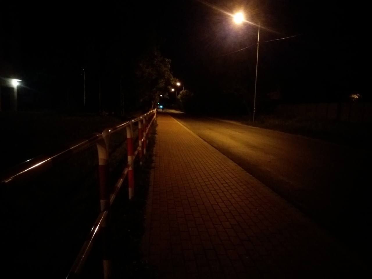 Samsung Galaxy J5 to zaskakująco dobry średniak z wieloma zaletami [test i recenzja] 76