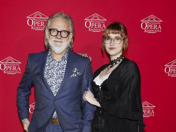 Andrzej Saramonowicz pokazał córkę. Rozalia jest aktorką