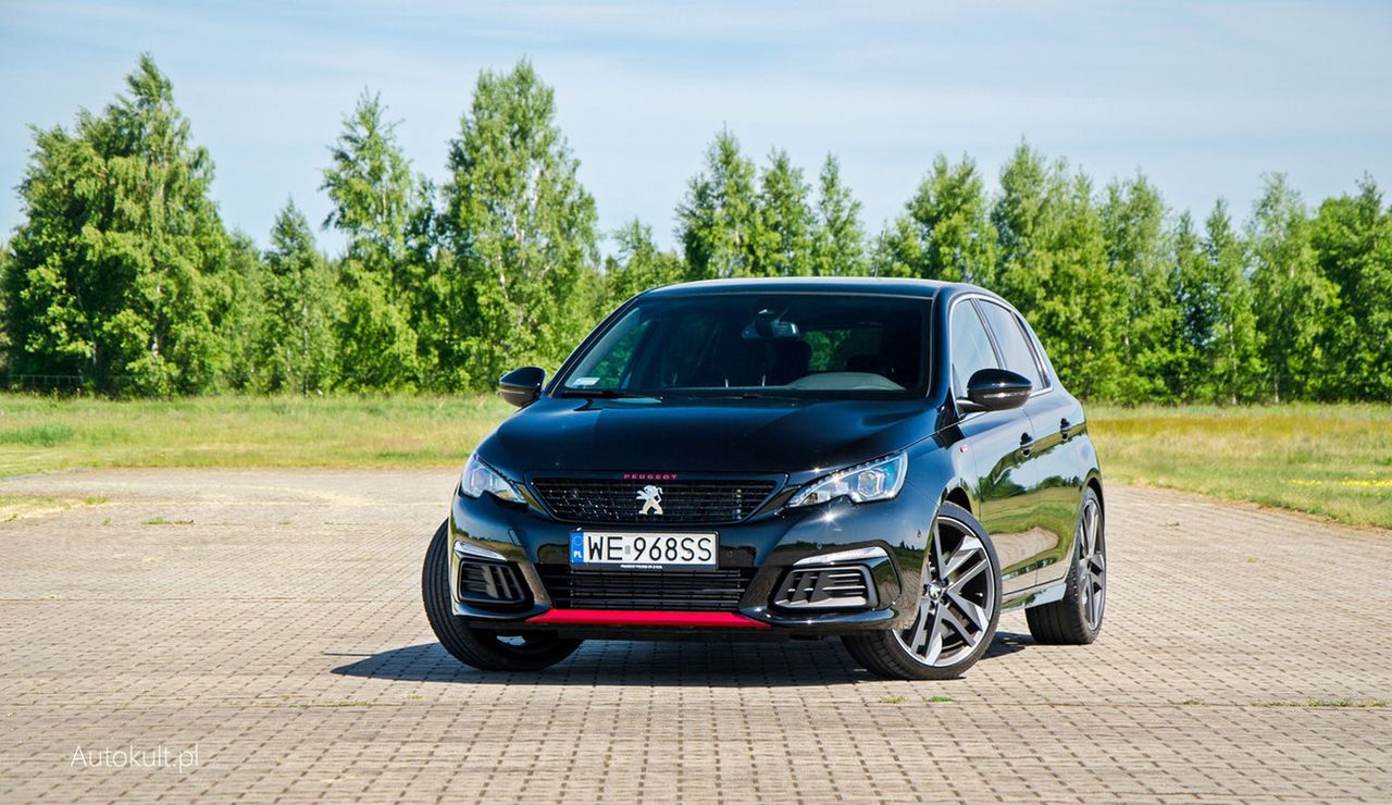 Obecna generacja 308 GTi ma 272 KM, ale nie porywa wrażeniami zza kierownicy.