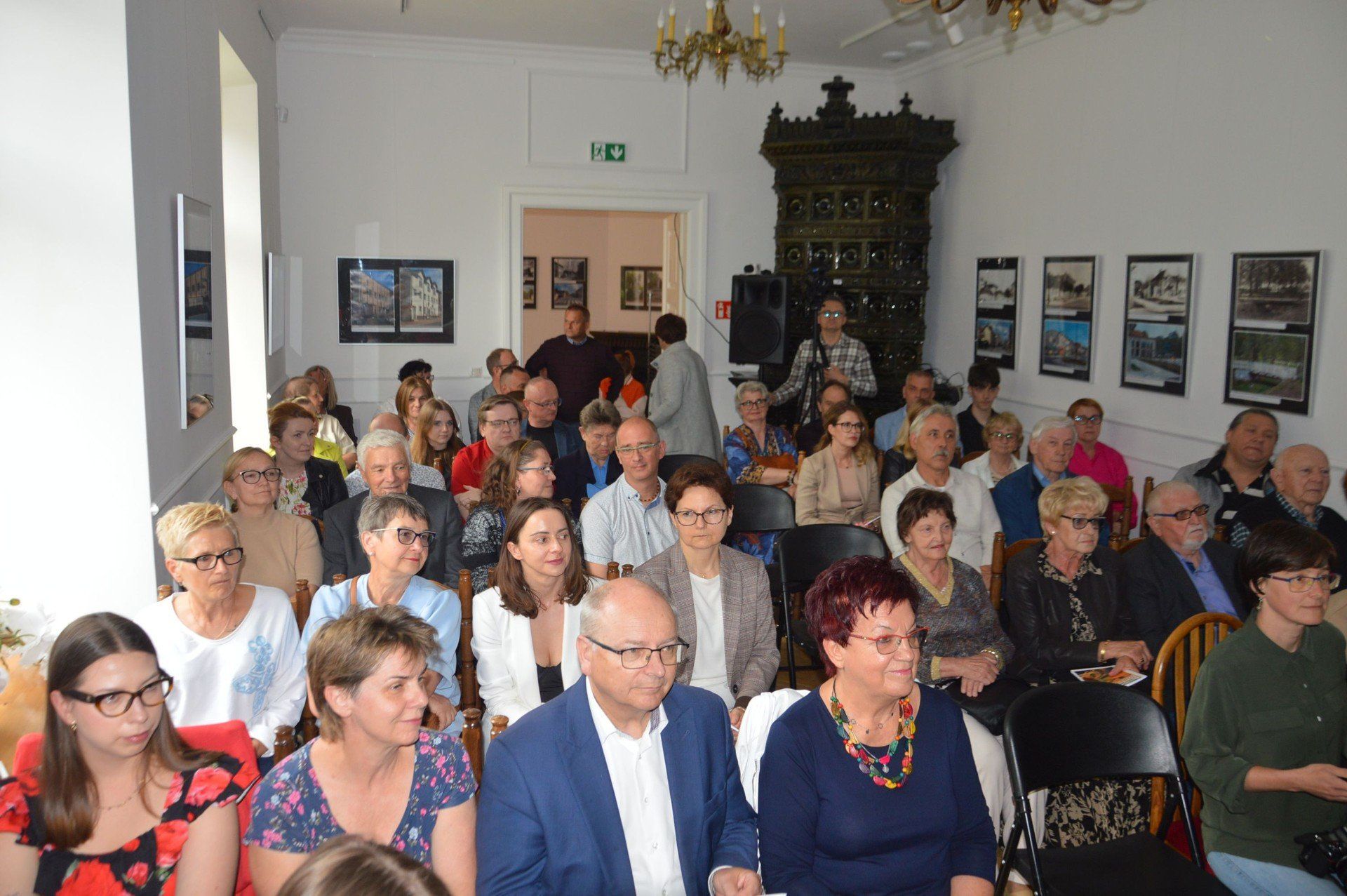 Publiczność licznie przybyła na spotkanie z poetką