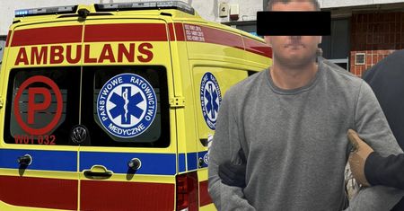 Ukrainiec deportowany. Zaatakował ratowników, zdemolował karetkę