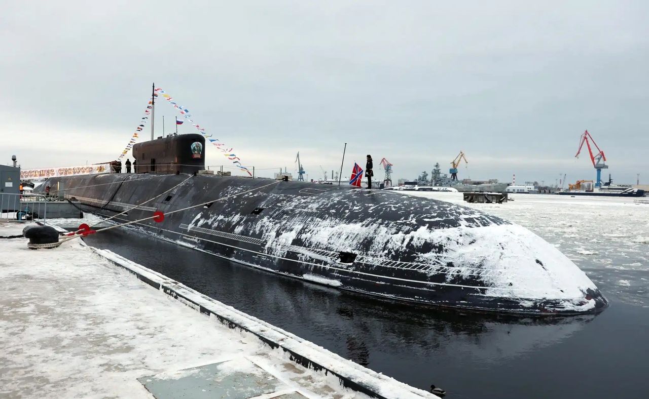 Okręt podwodny K-553 Generalissimus Suworow. Rosja skierowała go na Daleki Wschód