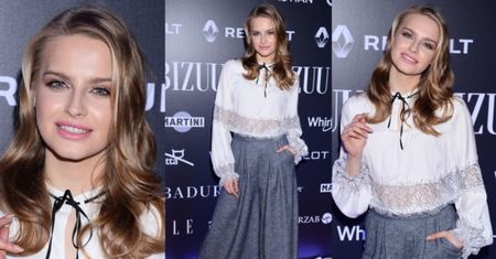Elegancka Karolina Pisarek na pokazie Bizuu