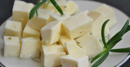 Polski zamiennik mozzarelli. Zbija cholesterol i trójglicerydy