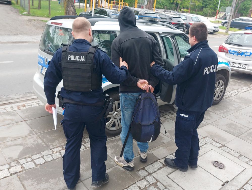 Miesiącami zastraszał obsługę. Chciał darmowych kebabów