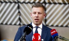 Zwrócą środki? Magyar apeluje do ludzi, którzy wzbogacili się za Orbana
