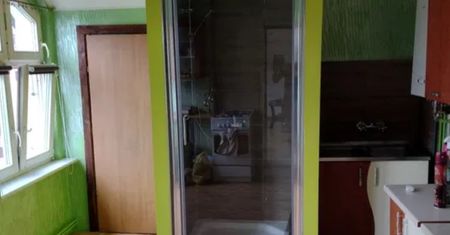 Prysznic w kuchni. Niecodzienna oferta wynajmu mieszkania