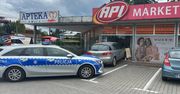 70-latek wjechał w witrynę apteki. Policjanci skierowali go na badania kontrolne