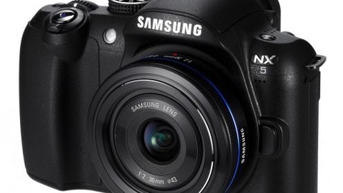 Samsung NX5, młodszy brat NX10 1