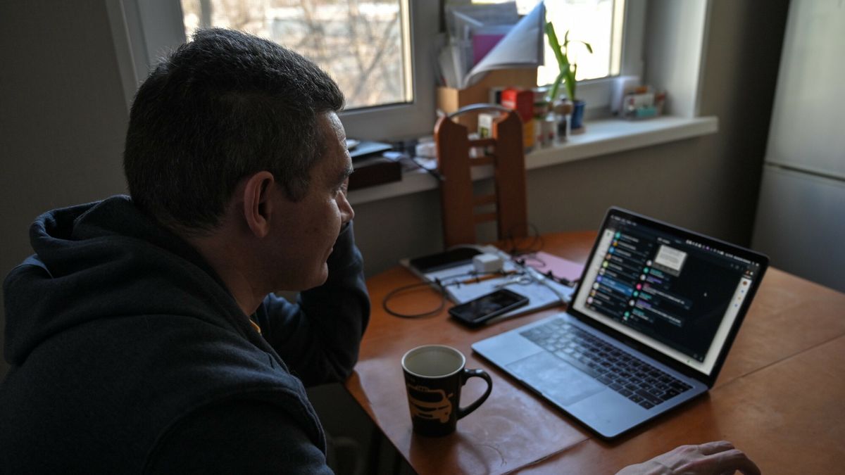 Praca zdalna to nowe wyzwanie dla pracodawców. Wymaga też legislacji