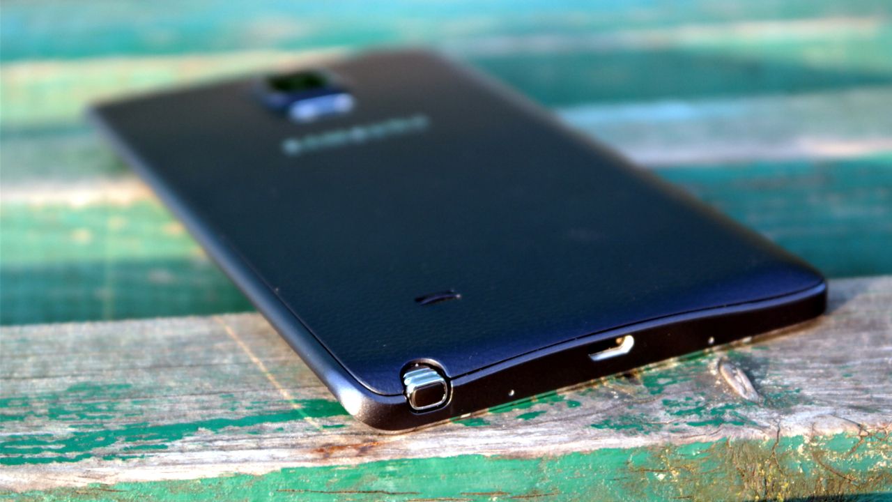 Galaxy Note Edge - test i recenzja smartfona z ekranem krawędziowym 6
