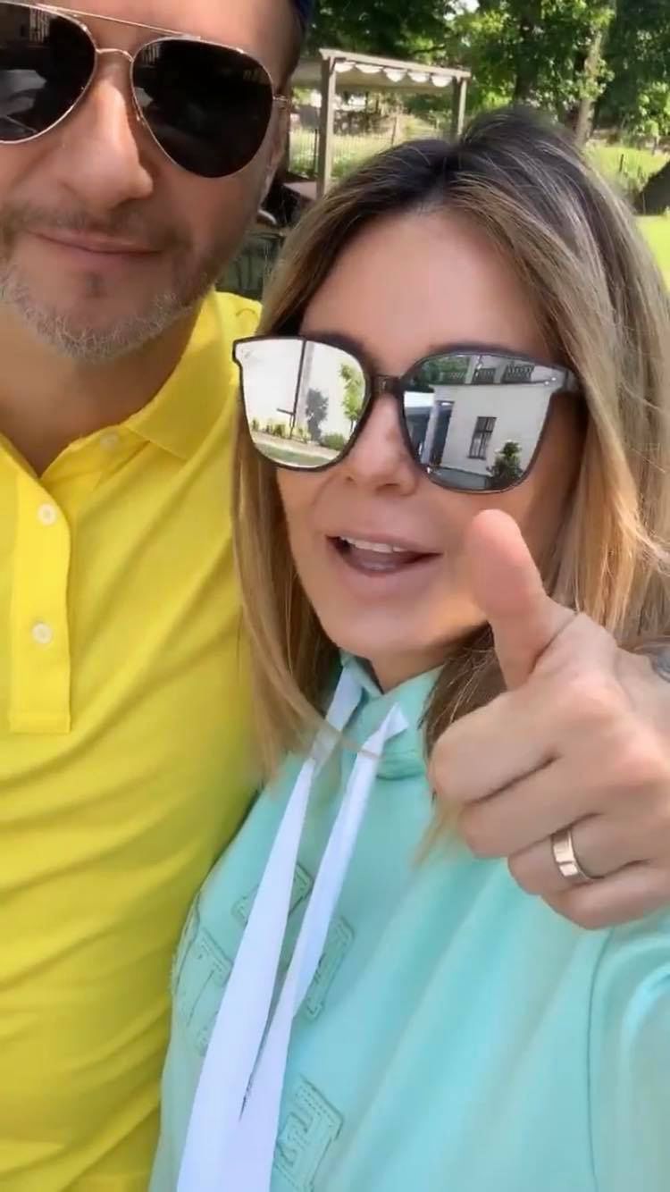 Małgorzata Rozenek na spacerze z Henrykiem i Radosławem