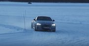Mercedes CLE przyłapany podczas testów. Drift na środku jeziora
