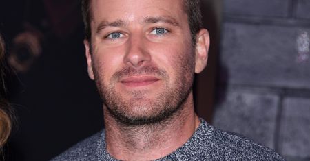 Przerażające doniesienia. Armie Hammer jest kanibalem?