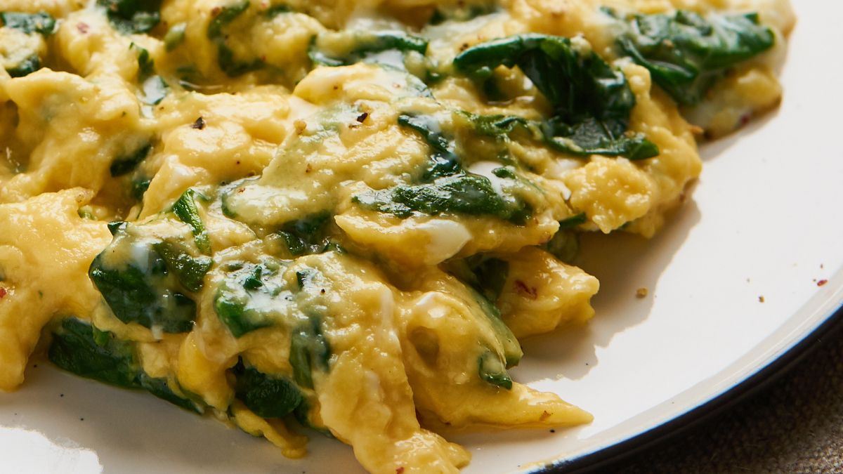 Jajka na śniadanie? Podaj je w takiej postaci