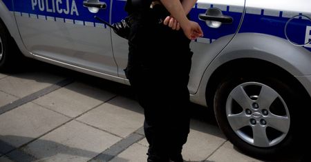 Warszawa. Zderzenie rowerzysty z policyjnym radiowozem