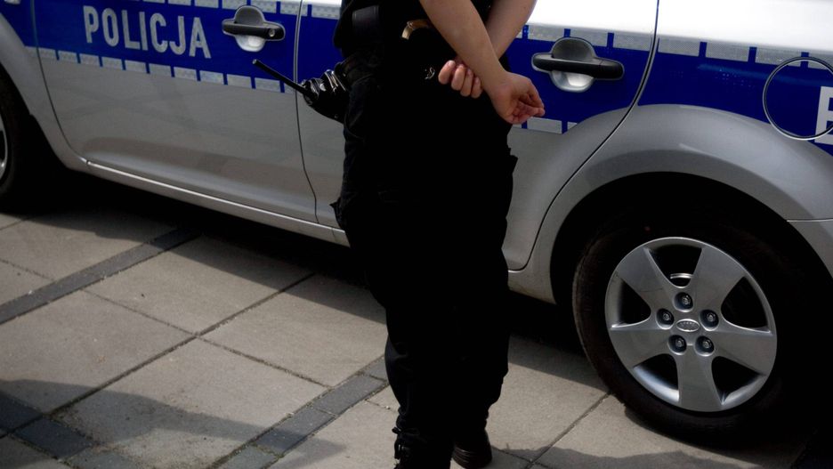 Warszawa. W centrum doszło do zderzenia rowerzysty z policyjnym radiowozem