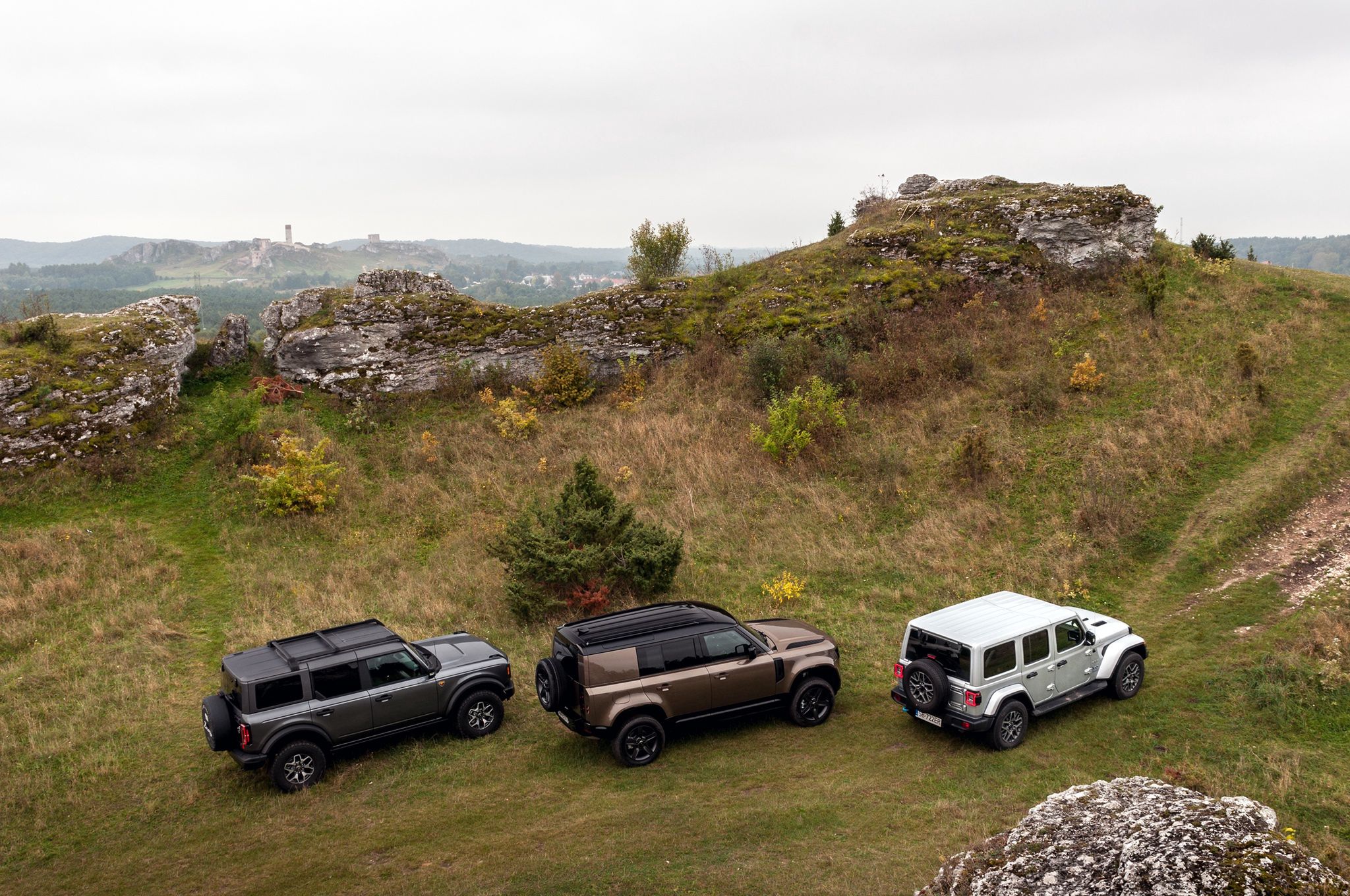 Defender, Bronco, Wrangler