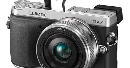Panasonic Lumix GX7 - stabilizowana matryca i odchylany wizjer w nowym stylu
