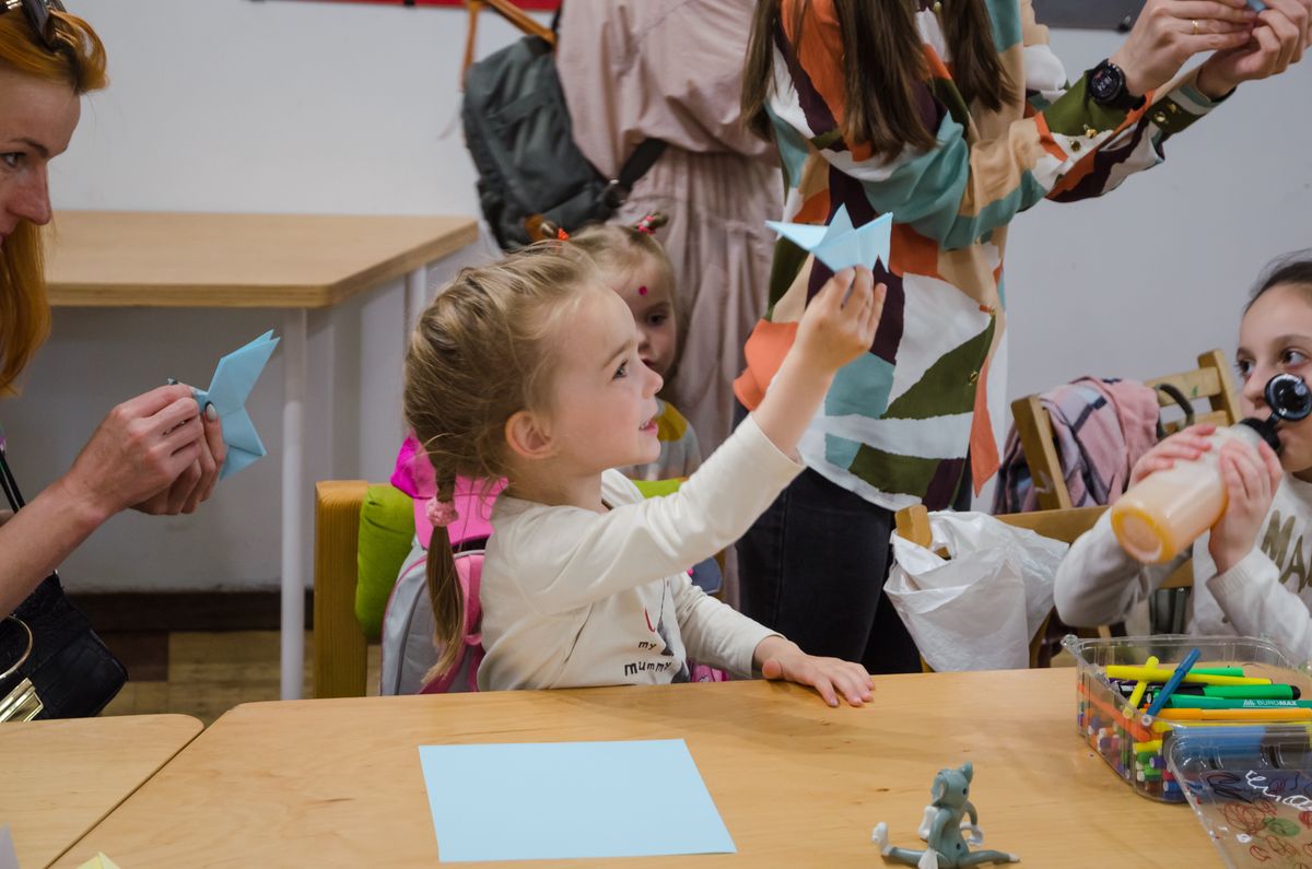 LVIV, UKRAINE - JUNE 1: Children on Children's Day make paper doves with messages and thanks for the soldiers of the Ukrainian Army in Lviv, Ukraine, June 1, 2022. (Photo by Olena Znak/Anadolu Agency via Getty Images)