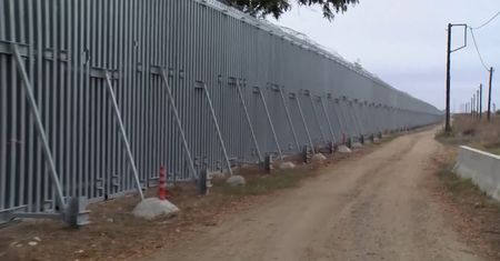 Potężne ogrodzenie na granicy Unii Europejskiej. Wszystko przez uchodźców z Afganistanu