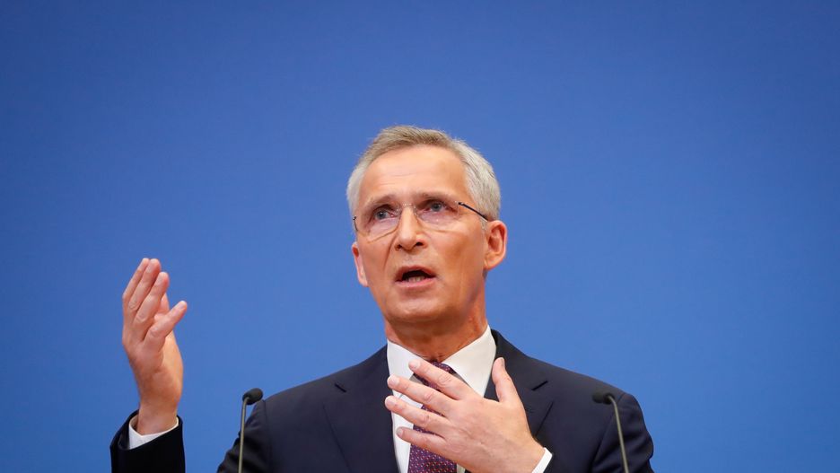 North Atlantic Treaty Organization (NATO) Secretary General Jens Stoltenberg addresses a press conference ahead of a two-day Meeting of NATO Ministers of Defence at the NATO headquarters in Brussels, Belgium, 15 June 2022. The meeting of the North Atlantic Council (NAC) at the level of Defence Ministers takes place on 15-16 June 2022. EPA/STEPHANIE LECOCQ Dostawca: PAP/EPA.