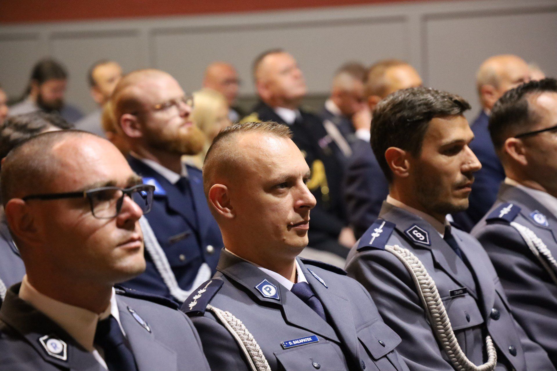 Święto Policji w Grodzisku Wielkopolskim. Wręczono odznaczenia i awanse zawodowe