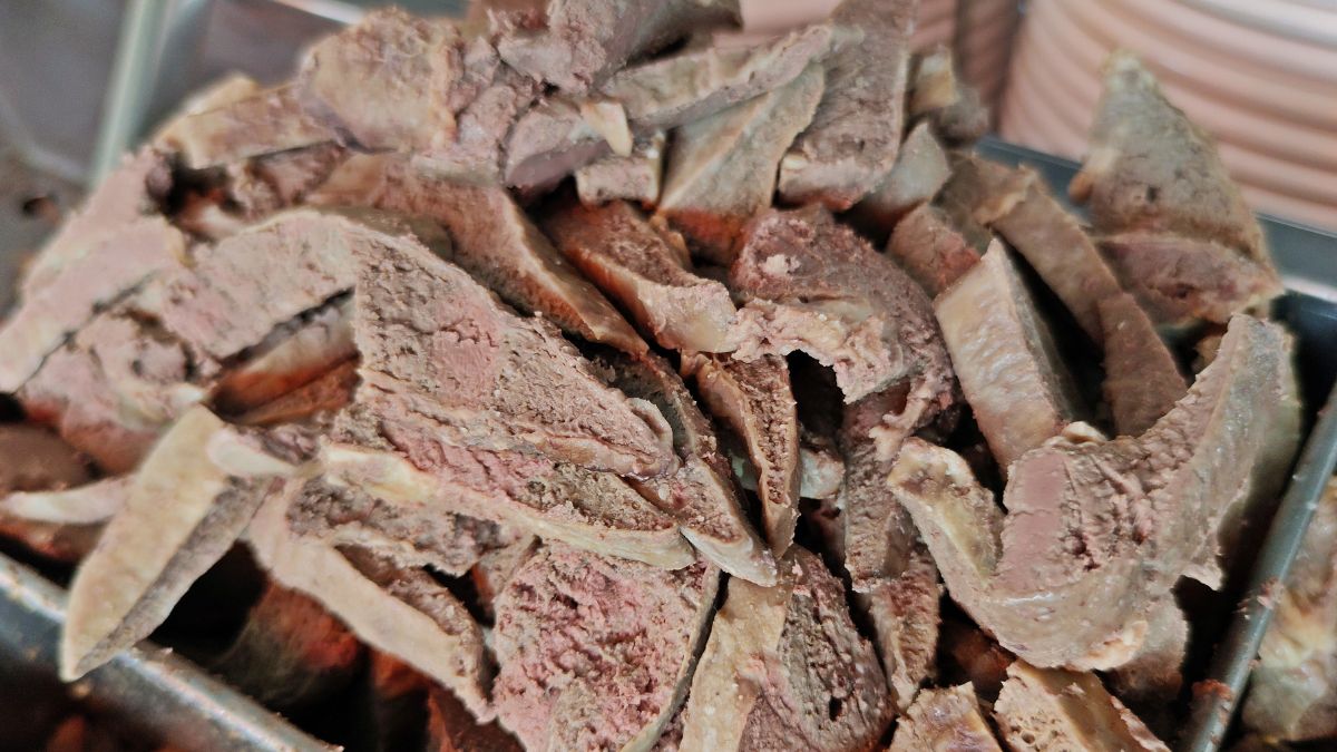 W Turcji śledzionę wołową piecze się na ruszcie