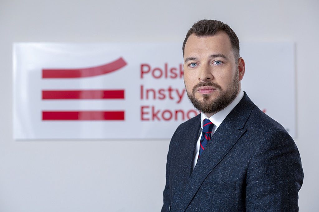 Piotr Arak, dyrektor Polskiego Instytutu Ekonomicznego 