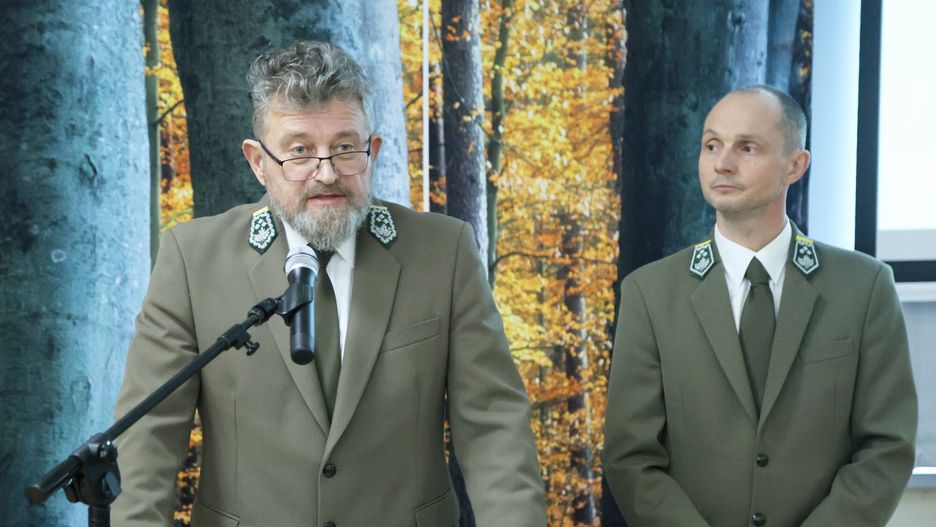 Kierownictwo Las�w Pa?stwowych nt. wynik�w audytu
Fot. Wojciech Olkusnik/East News, Warszawa, 16.02.2024. Dyrekcja Generalna Lasow Panstwowych. Konferencja prasowa kierownictwa Lasow Panstwowych dot. planu na ochrone lasow i pierwszych wynikow audytu.
N/z: Witold Koss, Adam Kozyra.
Wojciech Olkusnik